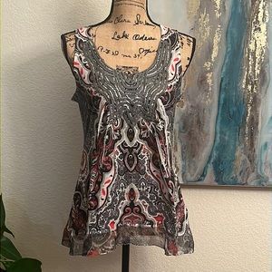 APT 9. Top 
Size M
Excellent condition 
#265A